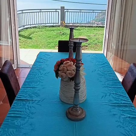 The Artist House Hotel Arco da Calheta  Room photo