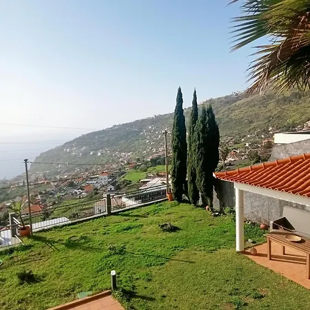The Artist House Hotel Arco da Calheta  Room photo